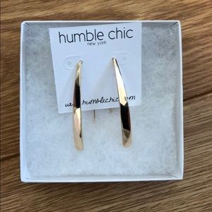 Brand New, Never Been Worn Gold Drop Earrings